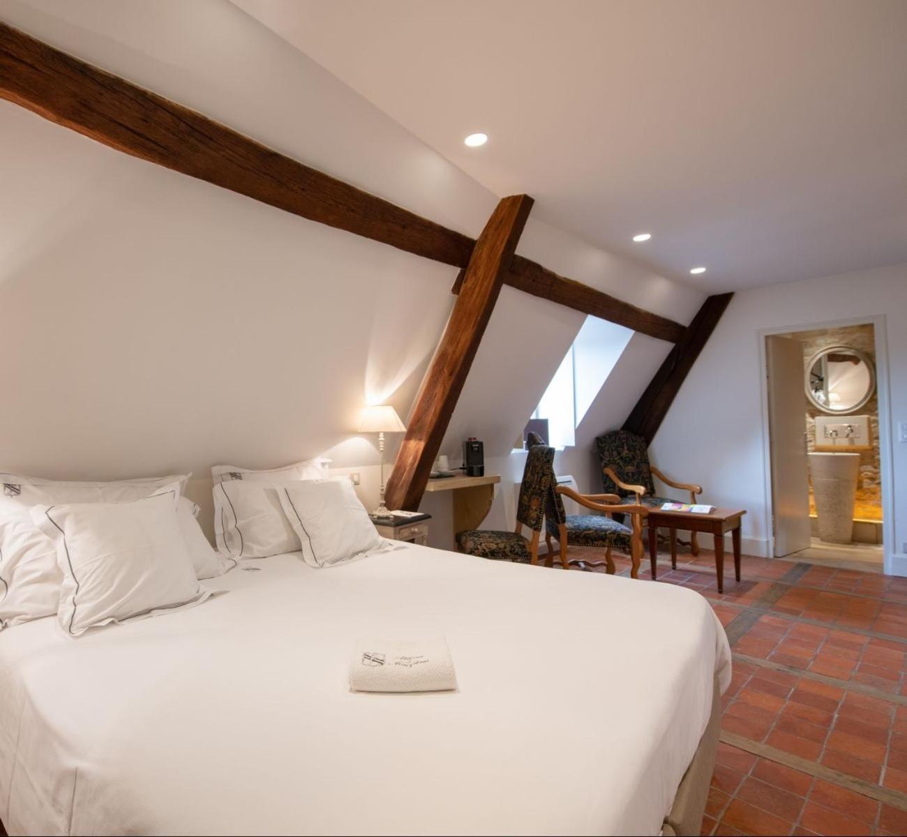 Abbaye De Maizieres Hotel โบน ภายนอก รูปภาพ